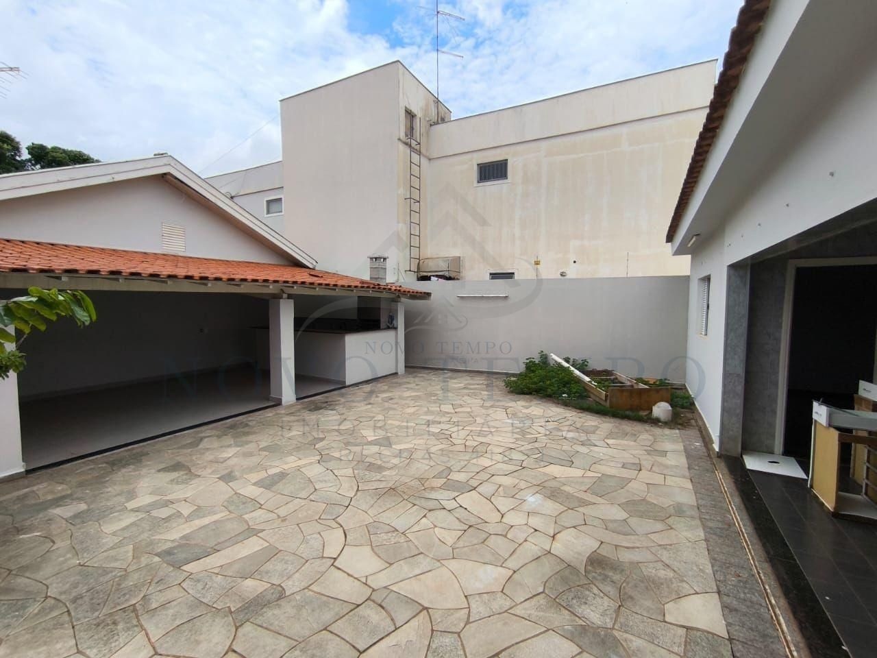 Casa à venda com 4 quartos, 174m² - Foto 24