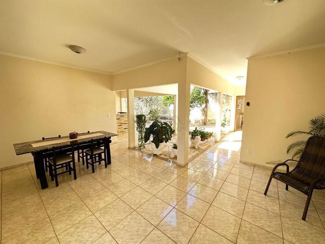 Casa, 3 quartos, 234 m² - Foto 14