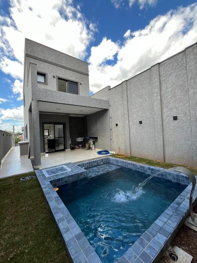 Sobrado, 3 quartos, 126 m² - Foto 1