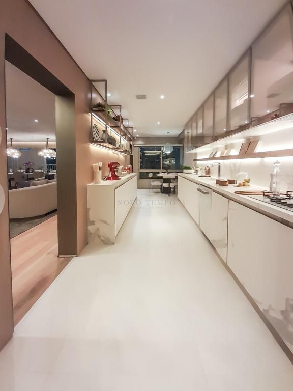 Apartamento, 4 quartos, 281 m² - Foto 1