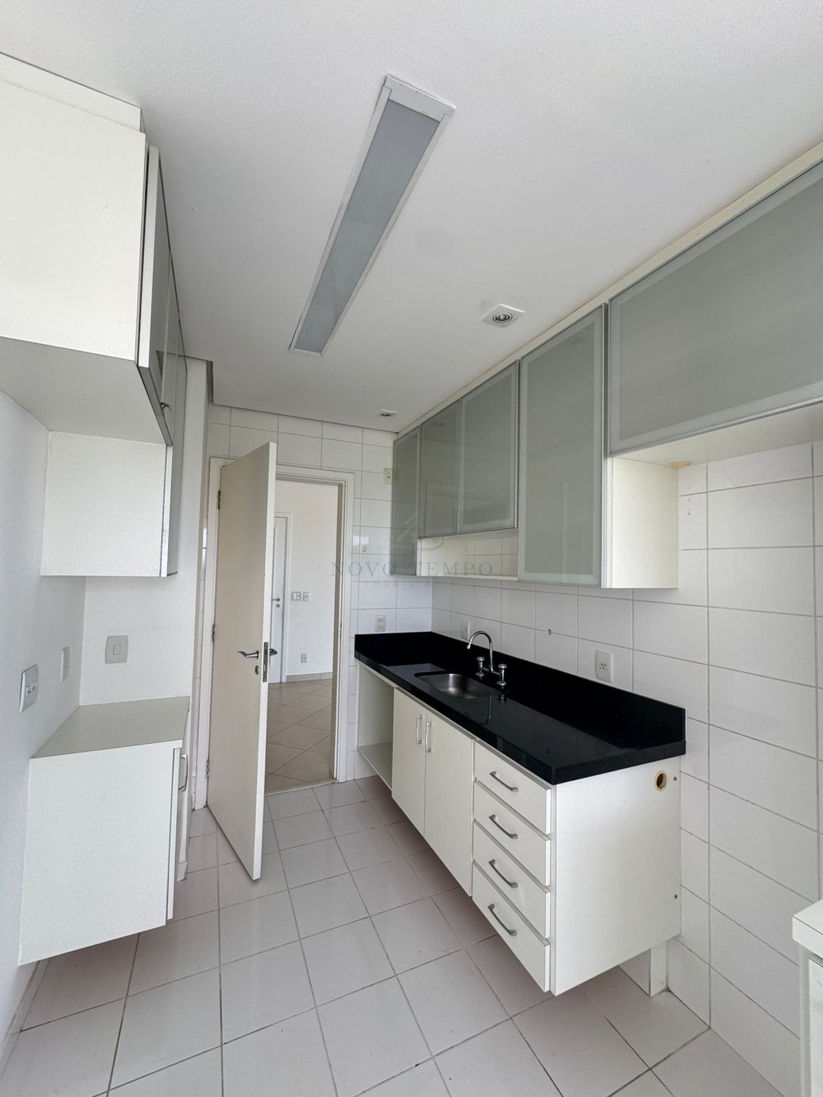 Apartamento, 3 quartos, 128 m² - Foto 1