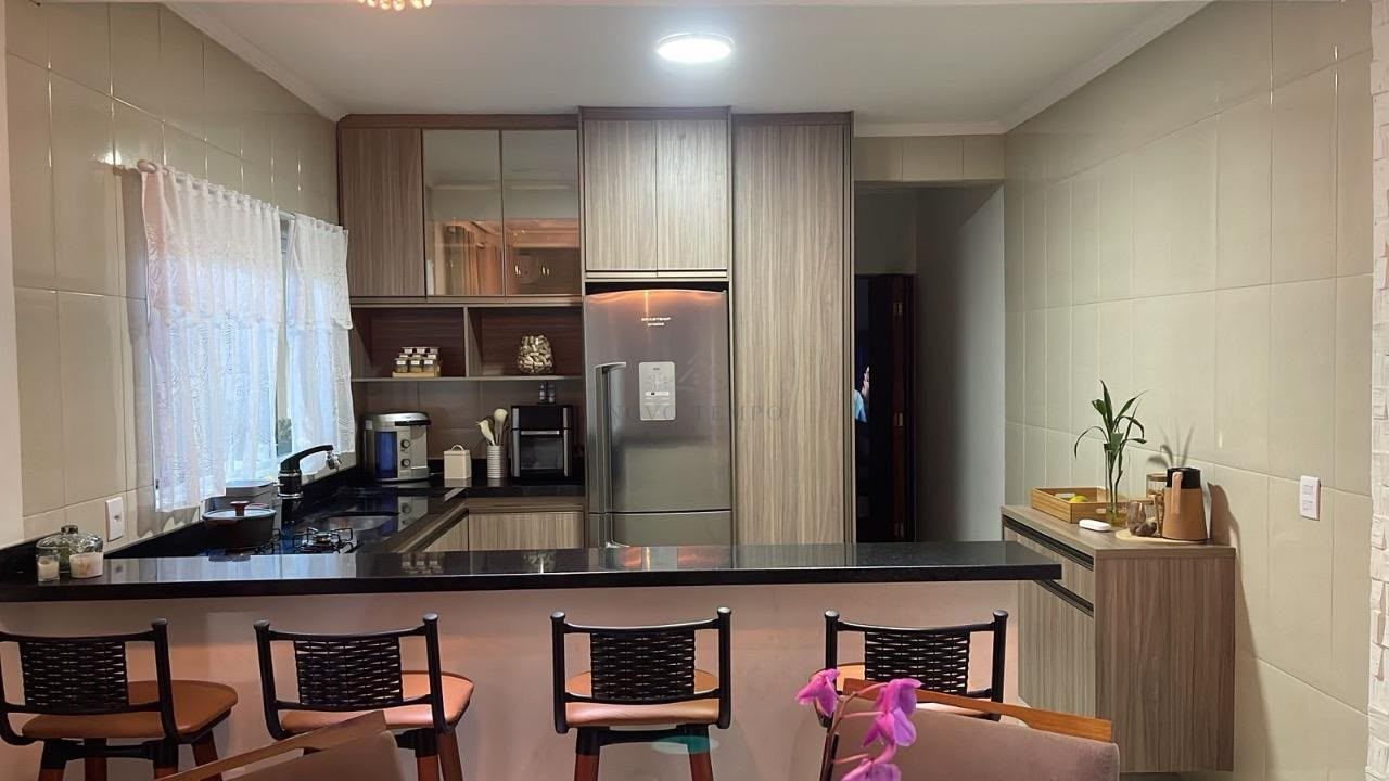 Casa, 4 quartos, 230 m² - Foto 10