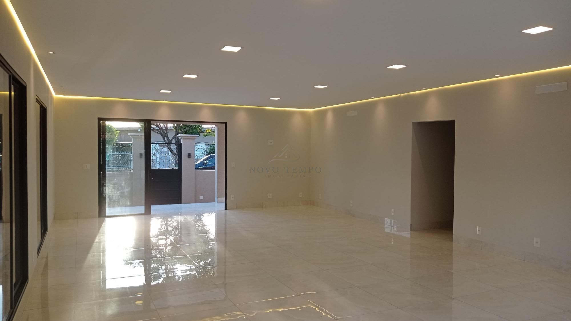 Chácara, 4 quartos, 528 m² - Foto 2