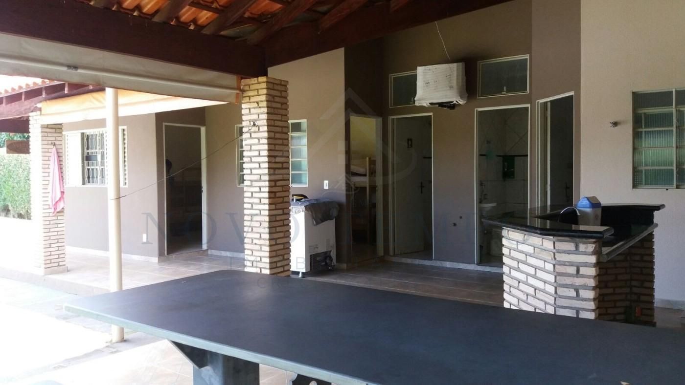 Chácara, 2 quartos, 499 m² - Foto 1