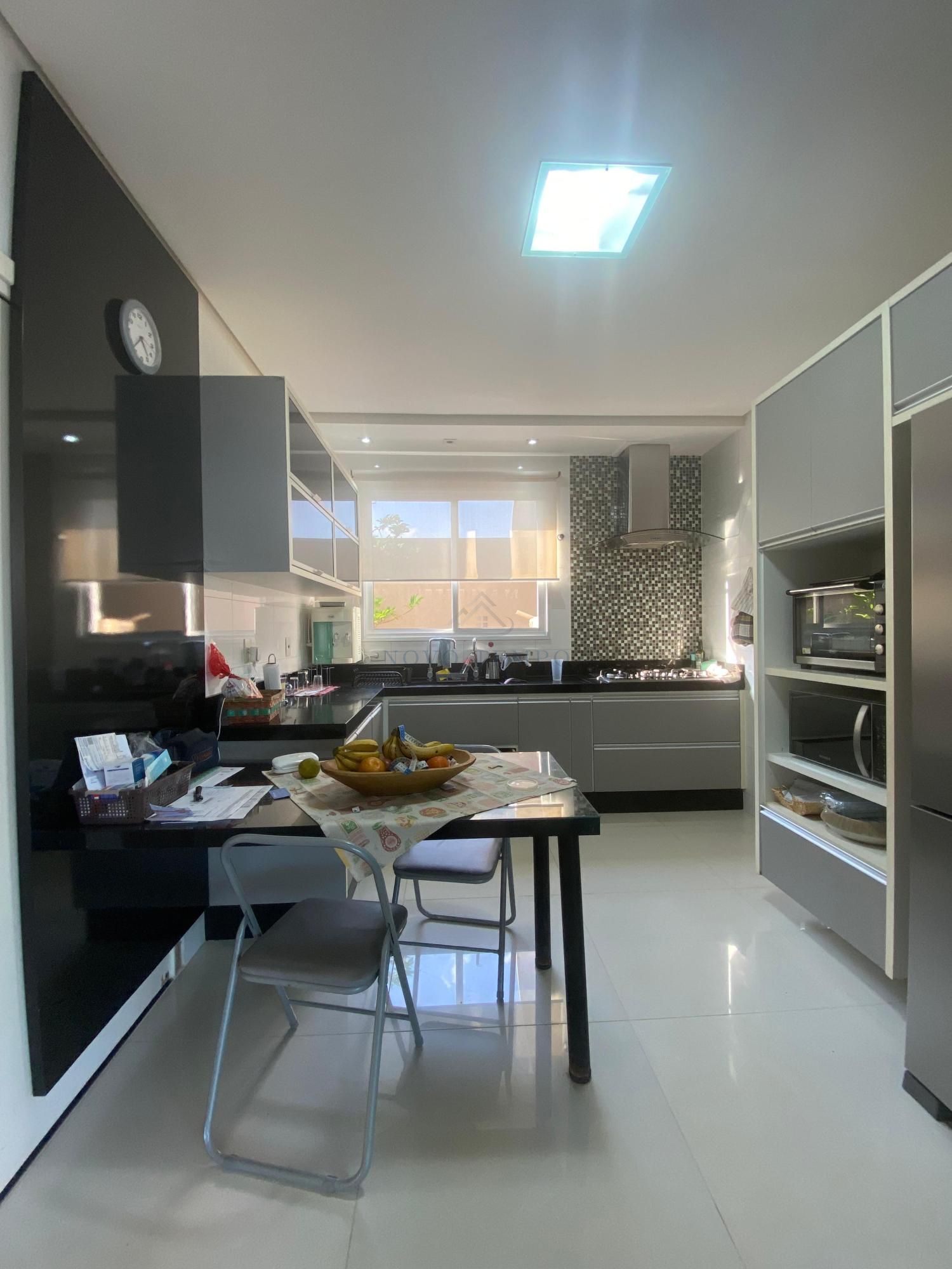 Casa, 4 quartos, 300 m² - Foto 9