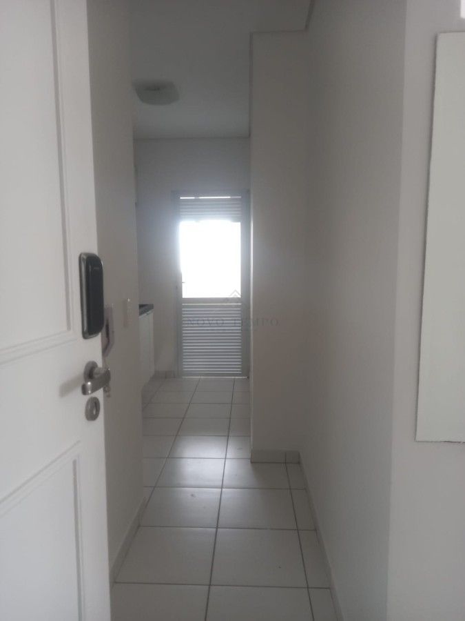 Apartamento para alugar com 2 quartos, 110m² - Foto 10