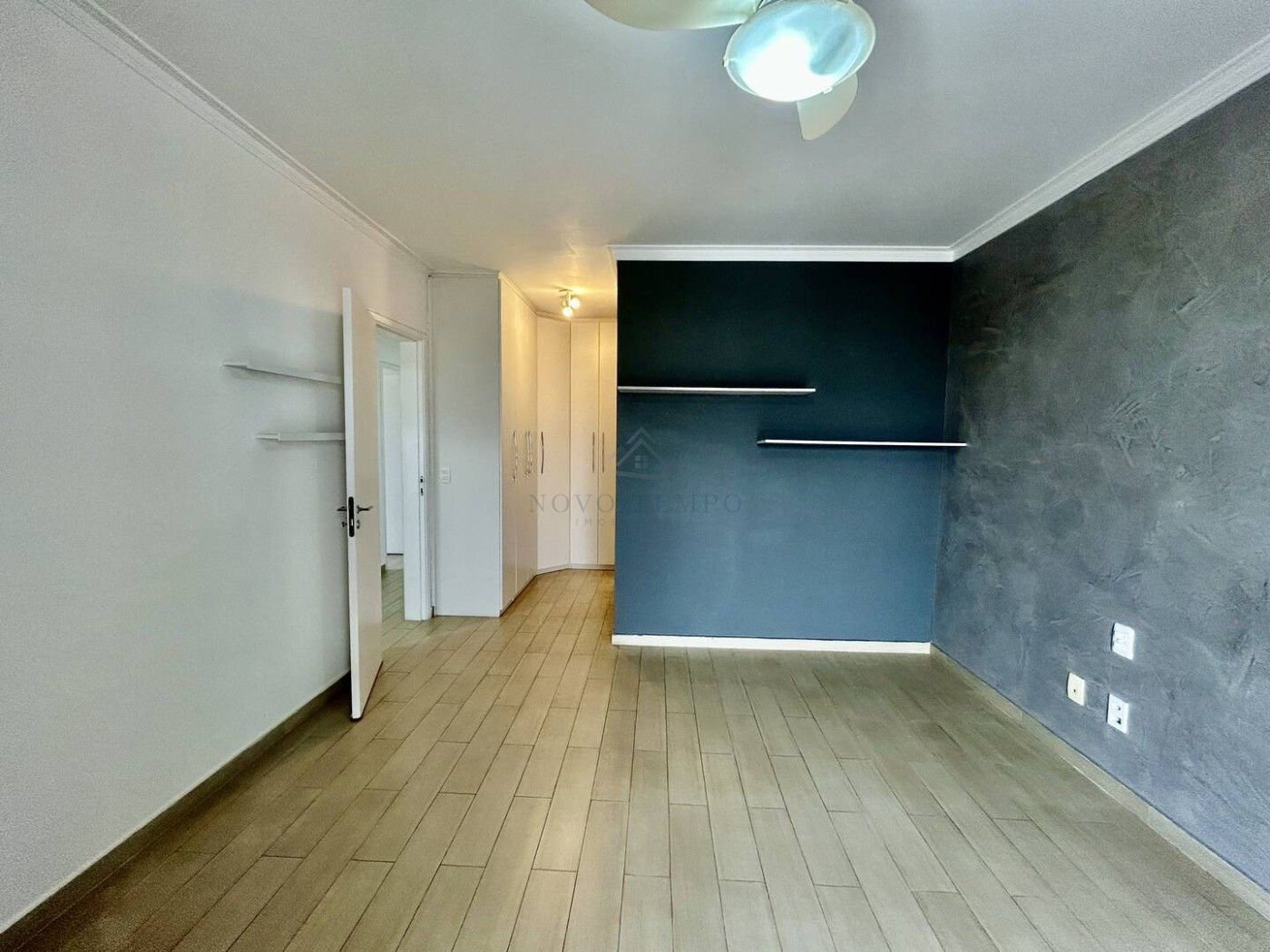 Apartamento para alugar com 3 quartos, 165m² - Foto 1