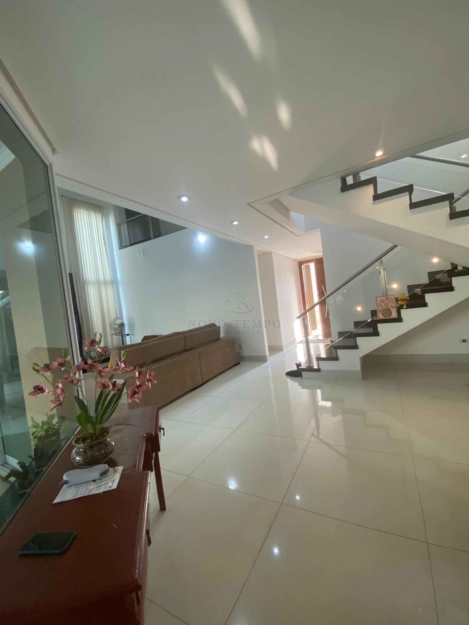 Casa, 4 quartos, 300 m² - Foto 4