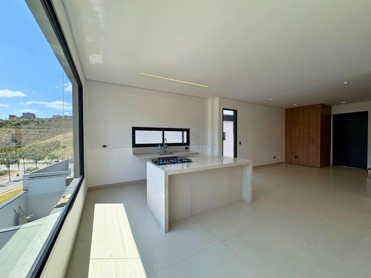 Casa, 3 quartos, 235 m² - Foto 2