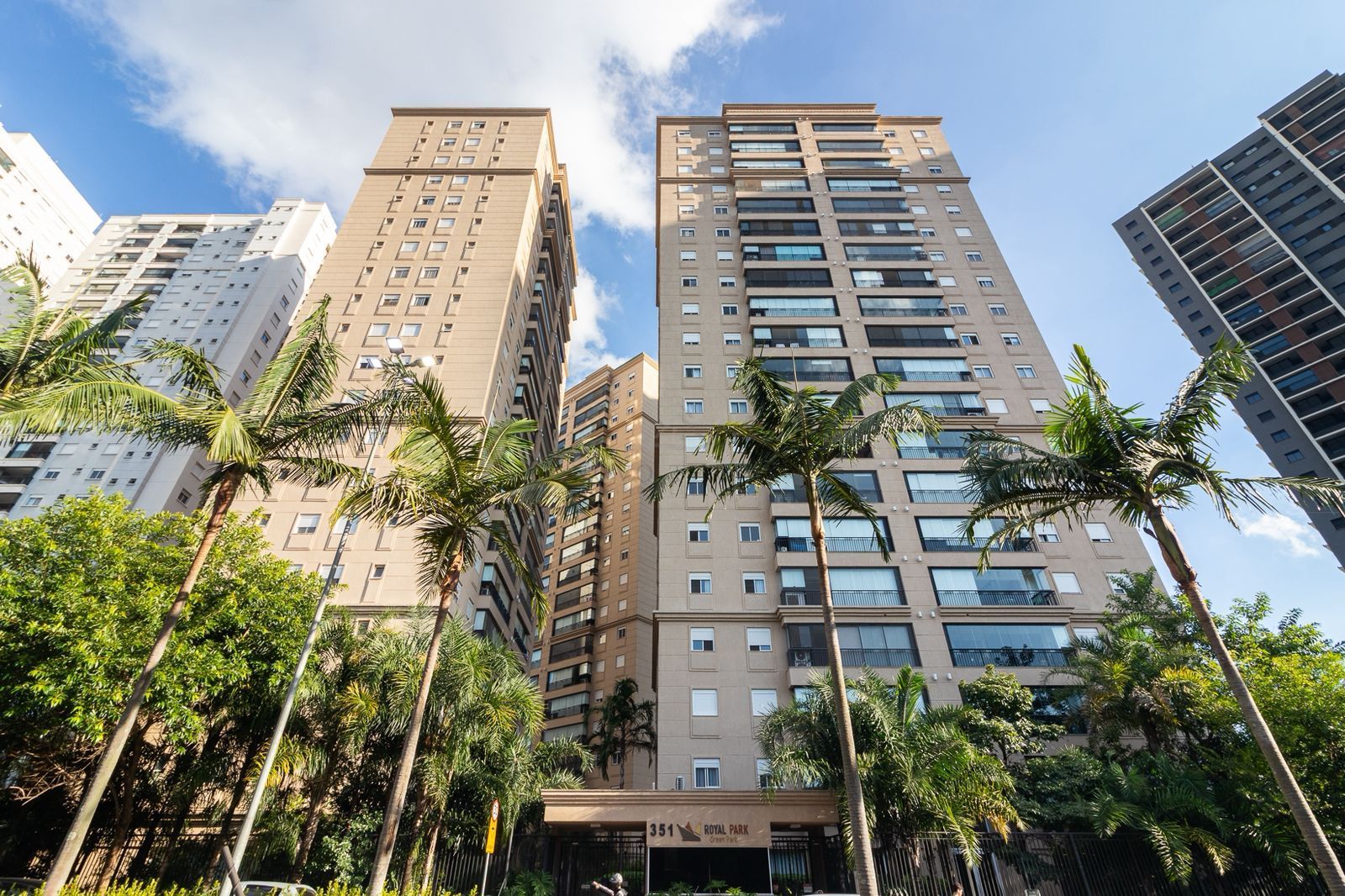 Apartamento, 2 quartos, 90 m² - Foto 1