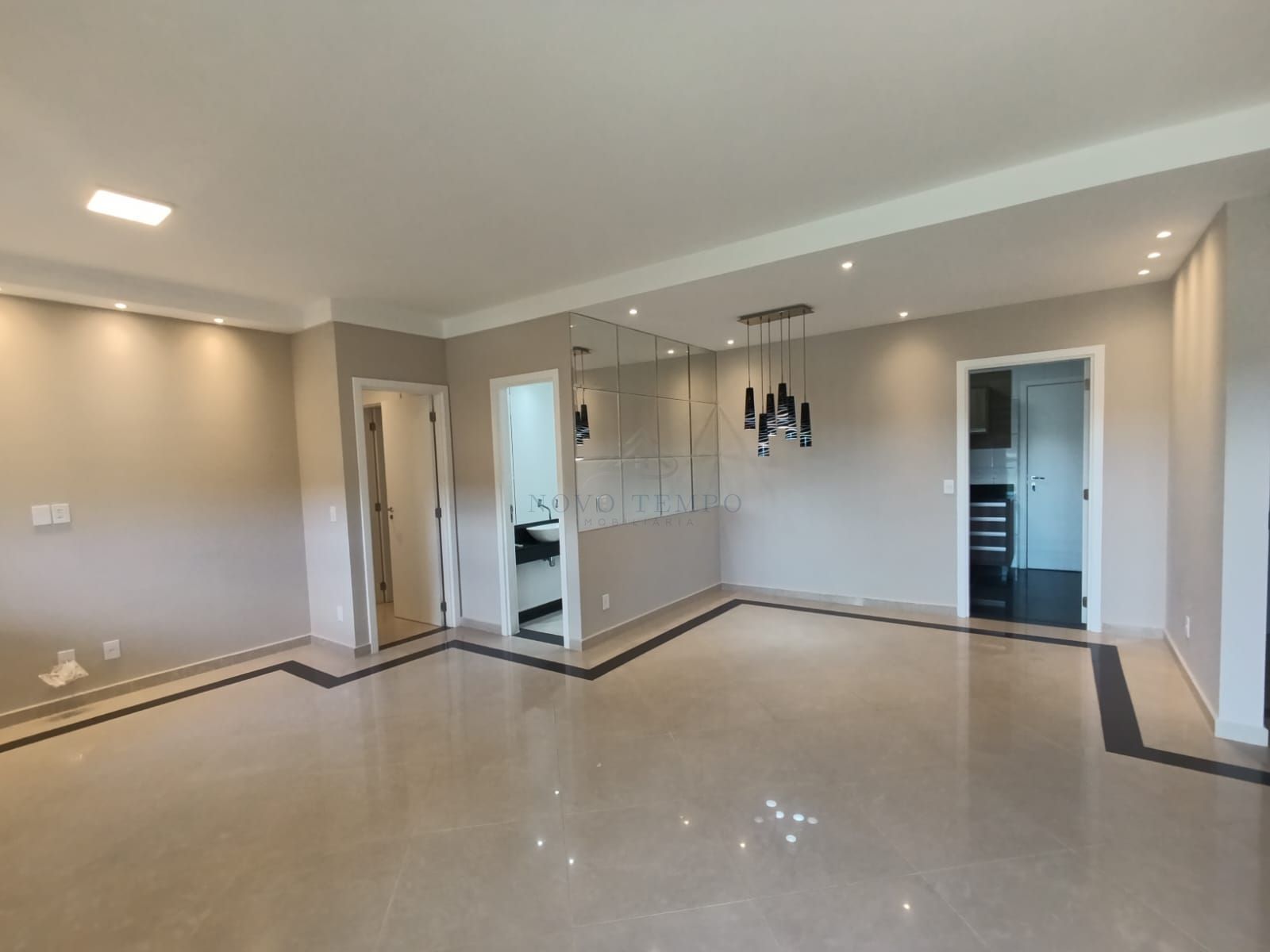 Apartamento, 3 quartos, 133 m² - Foto 1
