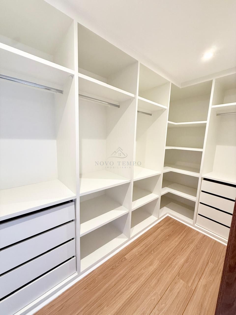 Casa, 4 quartos, 300 m² - Foto 23