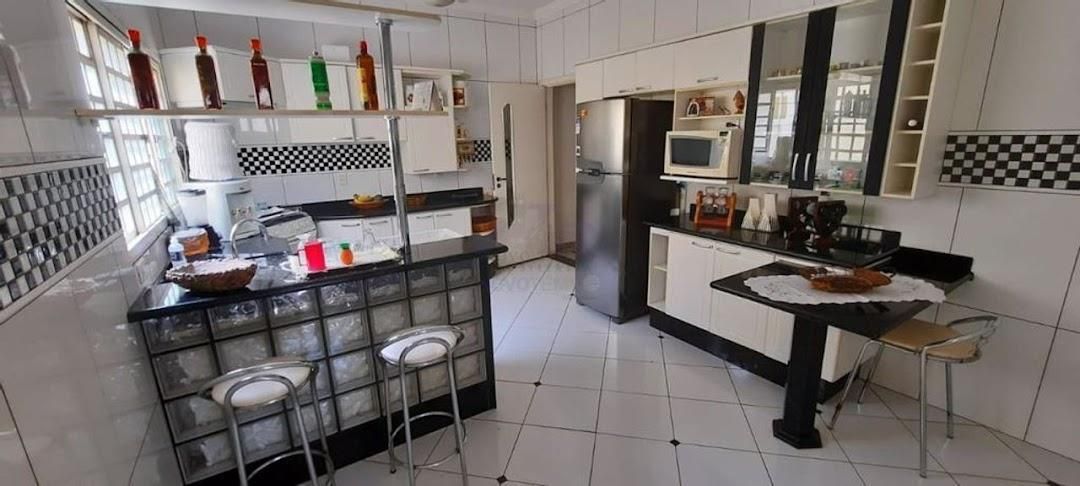 Casa, 3 quartos, 280 m² - Foto 9