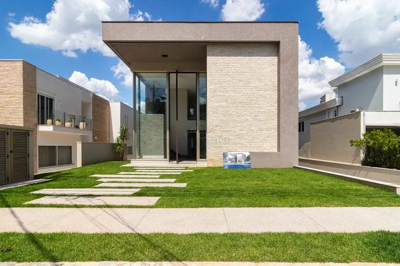 Casa, 4 quartos, 678 m² - Foto 1