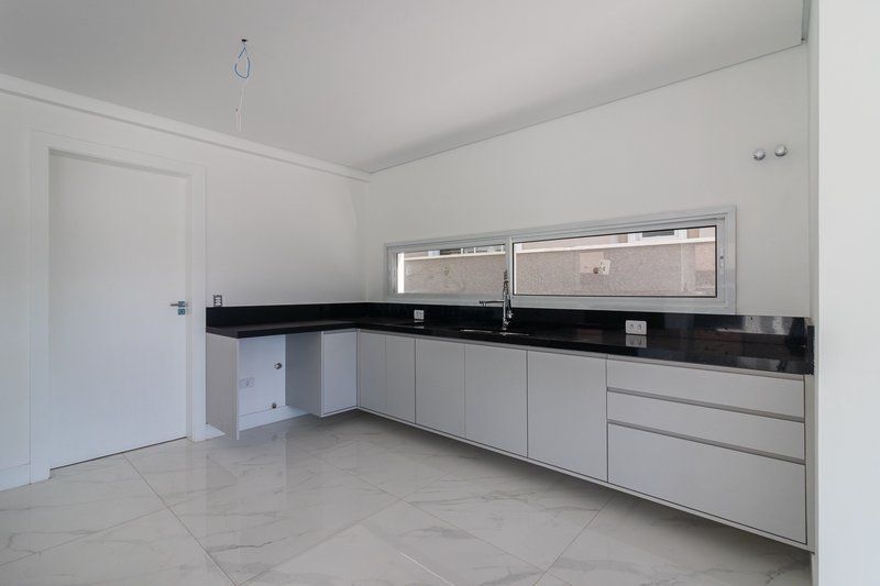 Casa, 4 quartos, 325 m² - Foto 4