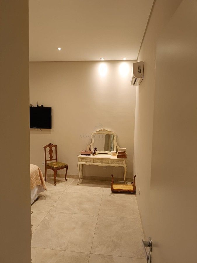 Casa, 3 quartos, 256 m² - Foto 17