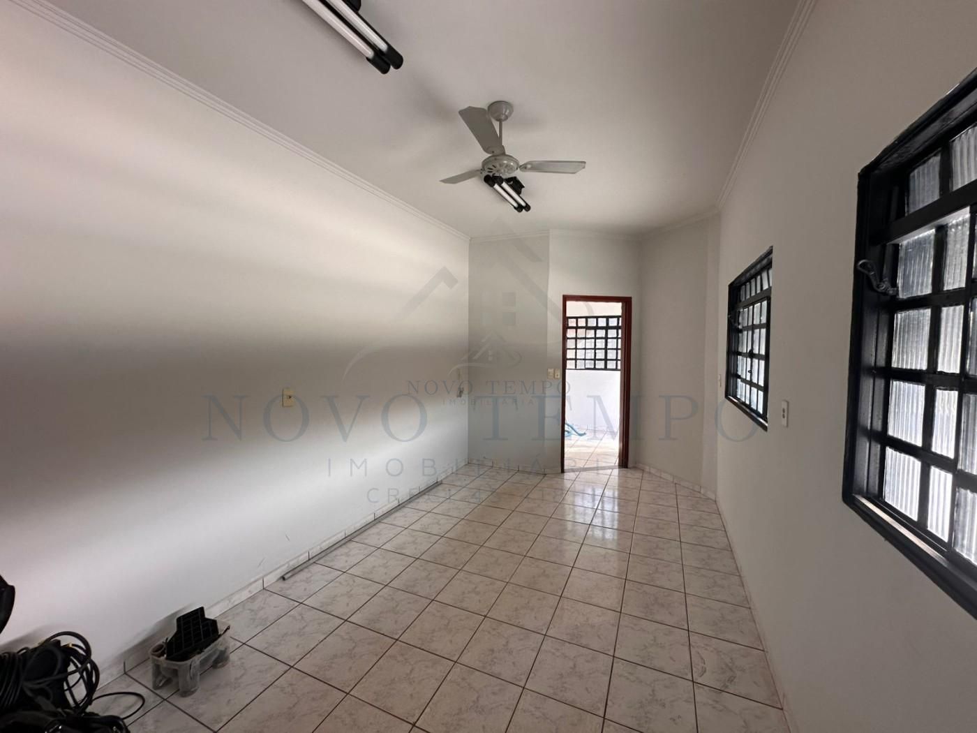 Casa, 2 quartos, 176 m² - Foto 3