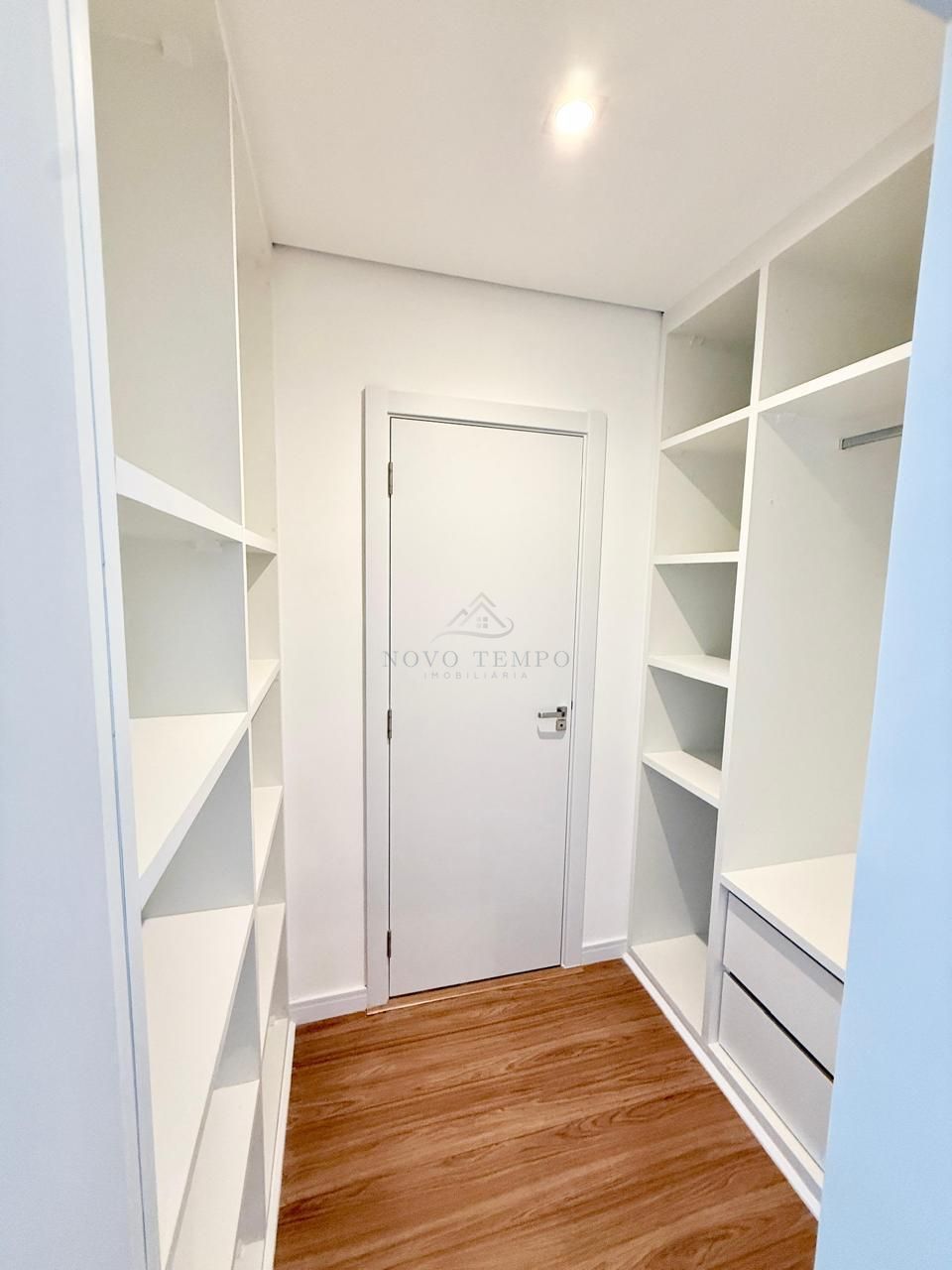 Casa, 4 quartos, 300 m² - Foto 21
