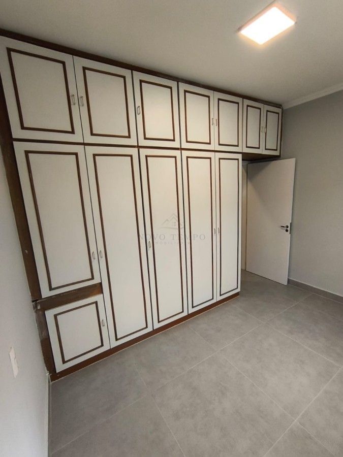Casa à venda com 4 quartos, 174m² - Foto 8