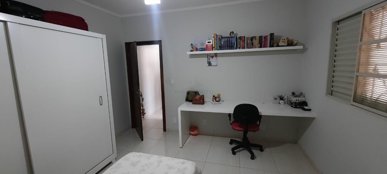 Casa, 3 quartos, 200 m² - Foto 10