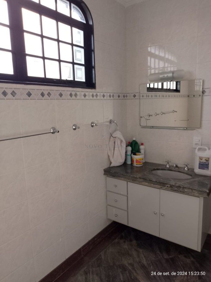 Casa, 3 quartos, 210 m² - Foto 15