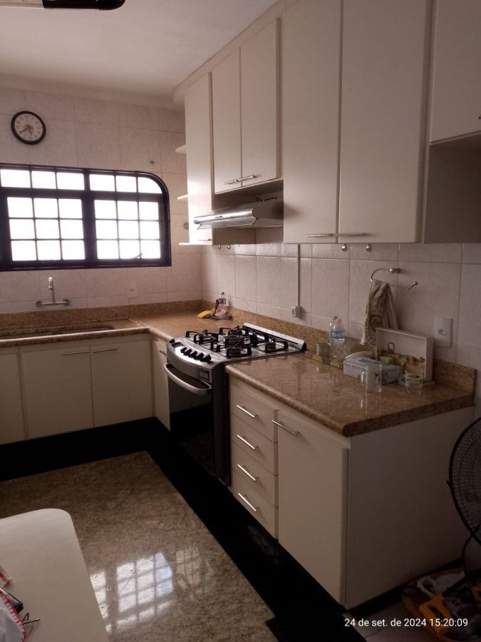 Casa, 3 quartos, 210 m² - Foto 6