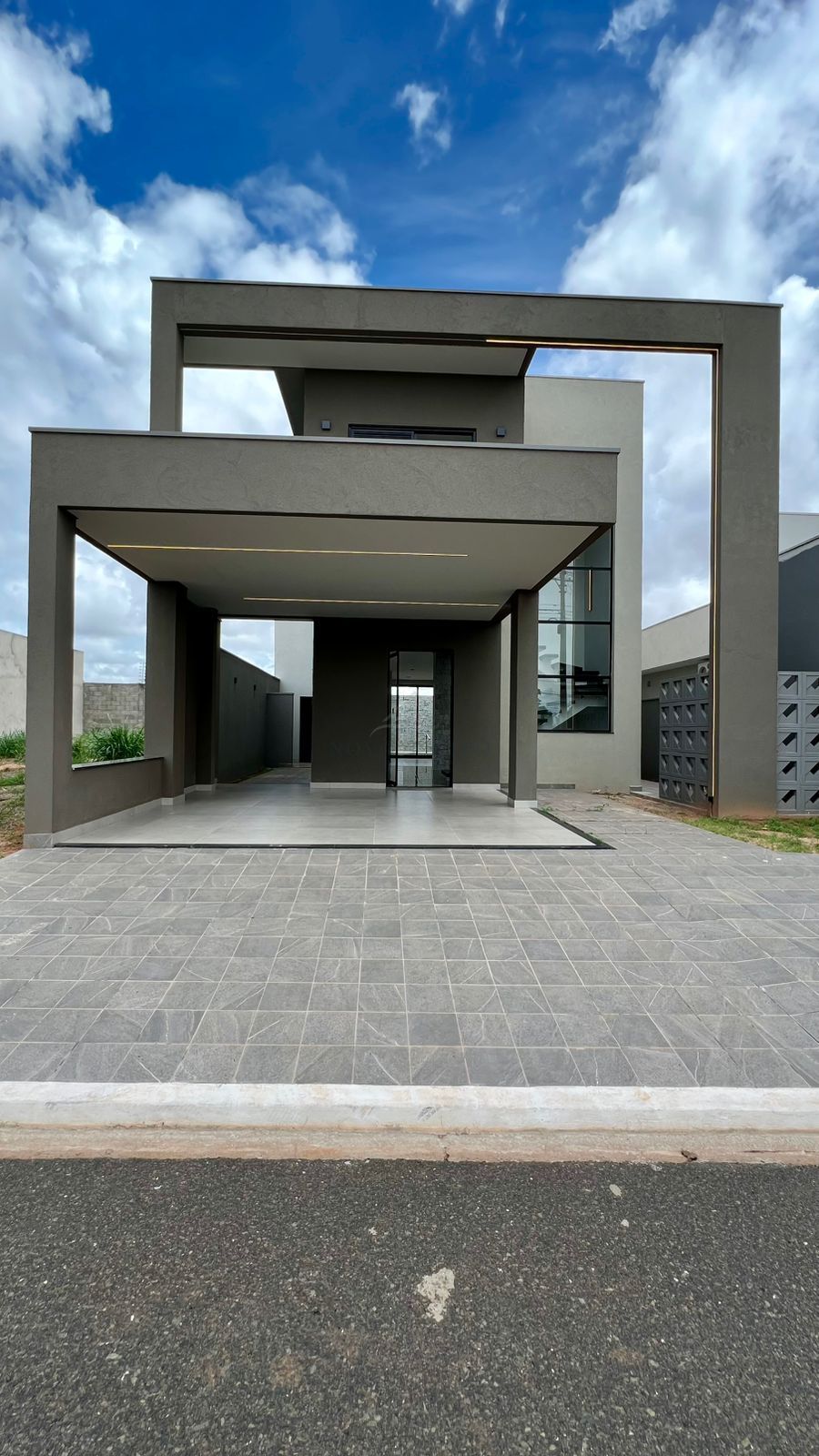 Casa, 3 quartos, 217 m² - Foto 1