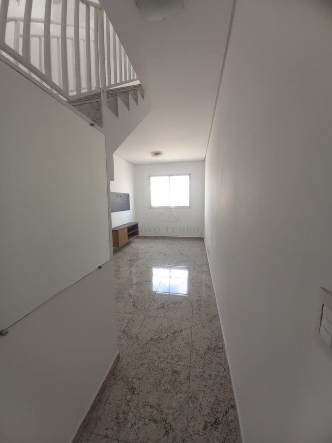 Apartamento para alugar com 2 quartos, 110m² - Foto 3