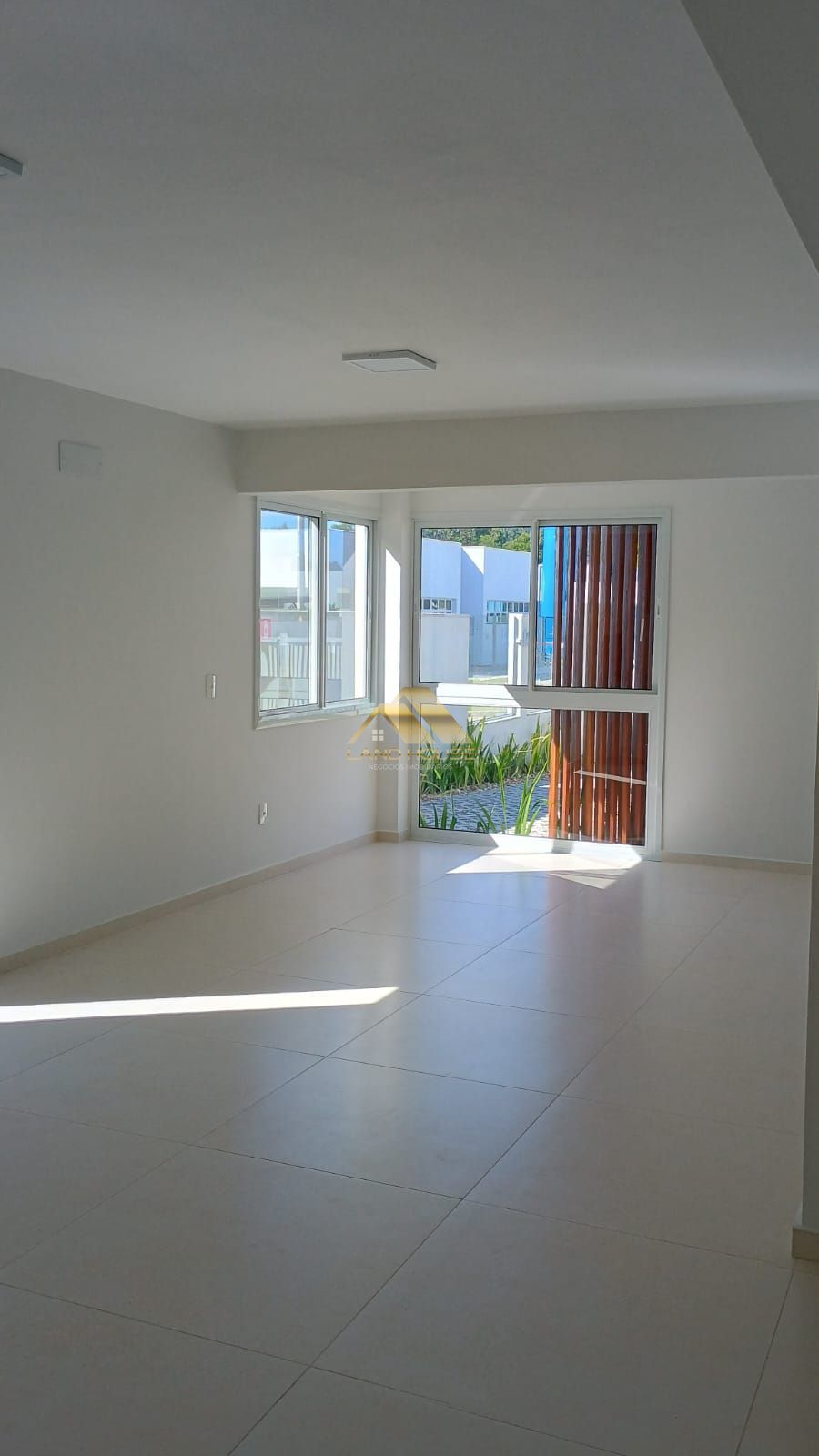 Apartamento com 2 Dormitórios à venda, 85 m² por R$ 580.000,00 Apartamento com 2 Dormitórios à venda, 85 m² por R$ 580.000,00