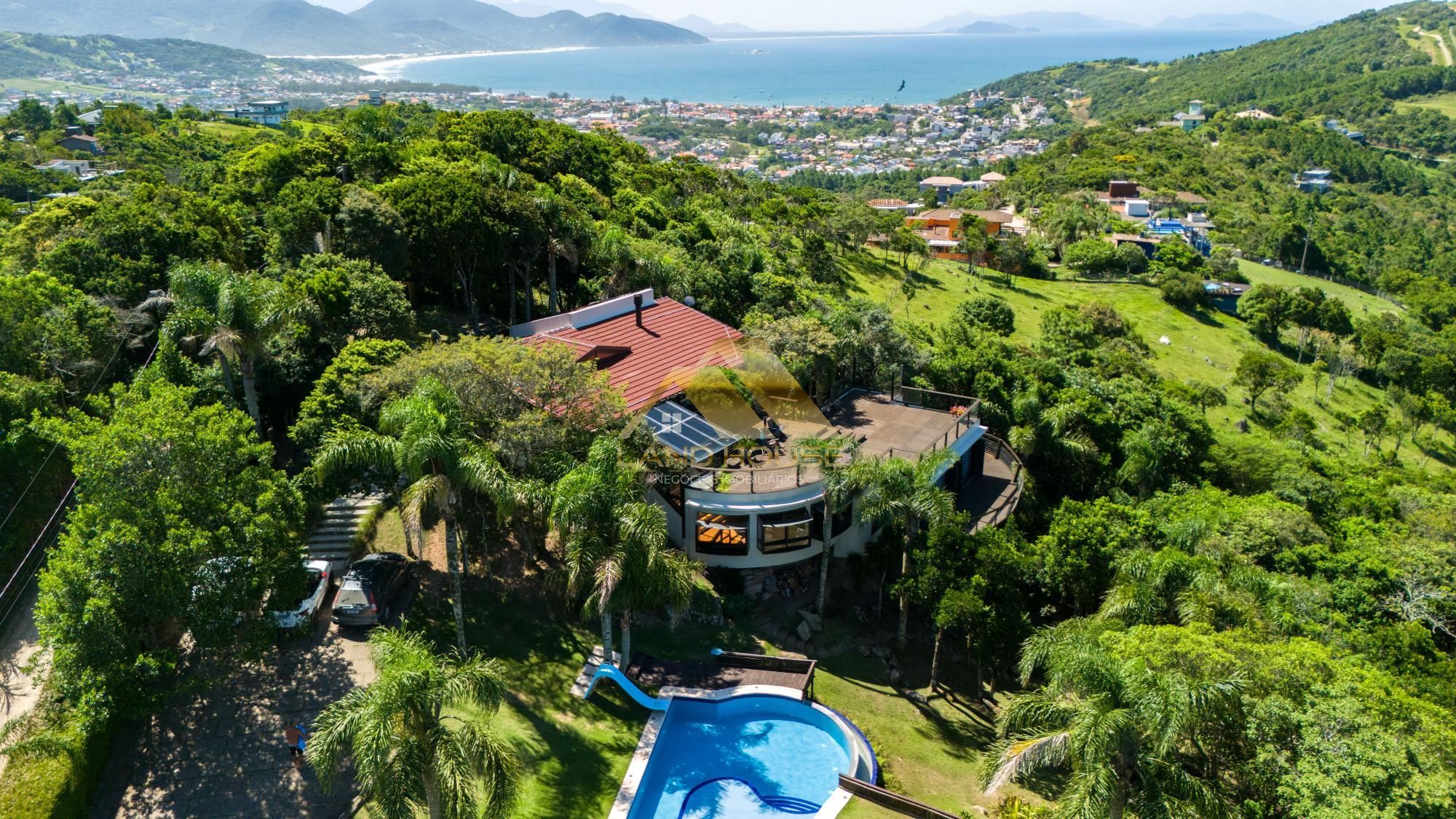Casa, 3 quartos, 439 m² - Foto 1
