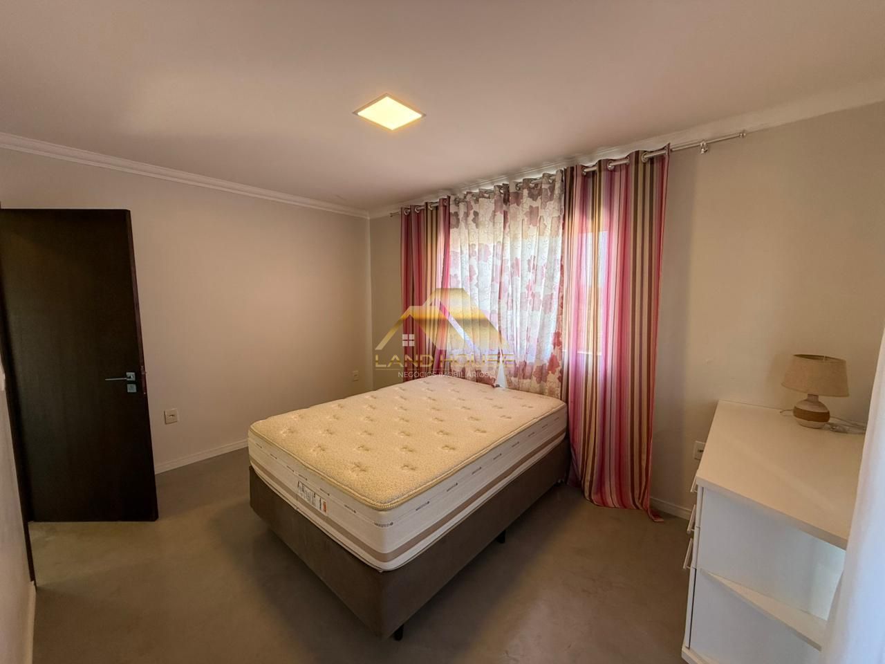 Casa, 5 quartos, 277 m² - Foto 26