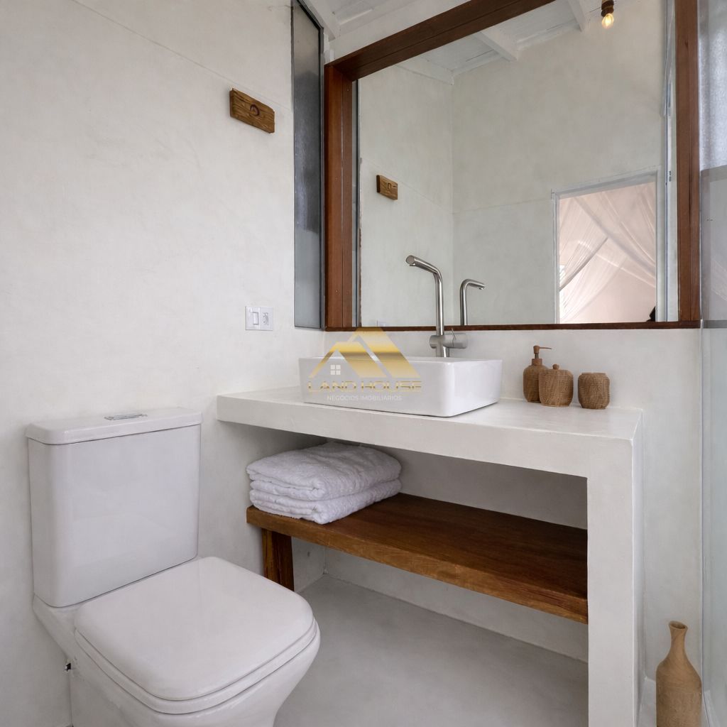 Casa com 3 Dormitórios à venda, 220 m² por R$ 1.650.000,00 Casa com 3 Dormitórios à venda, 220 m² por R$ 1.650.000,00