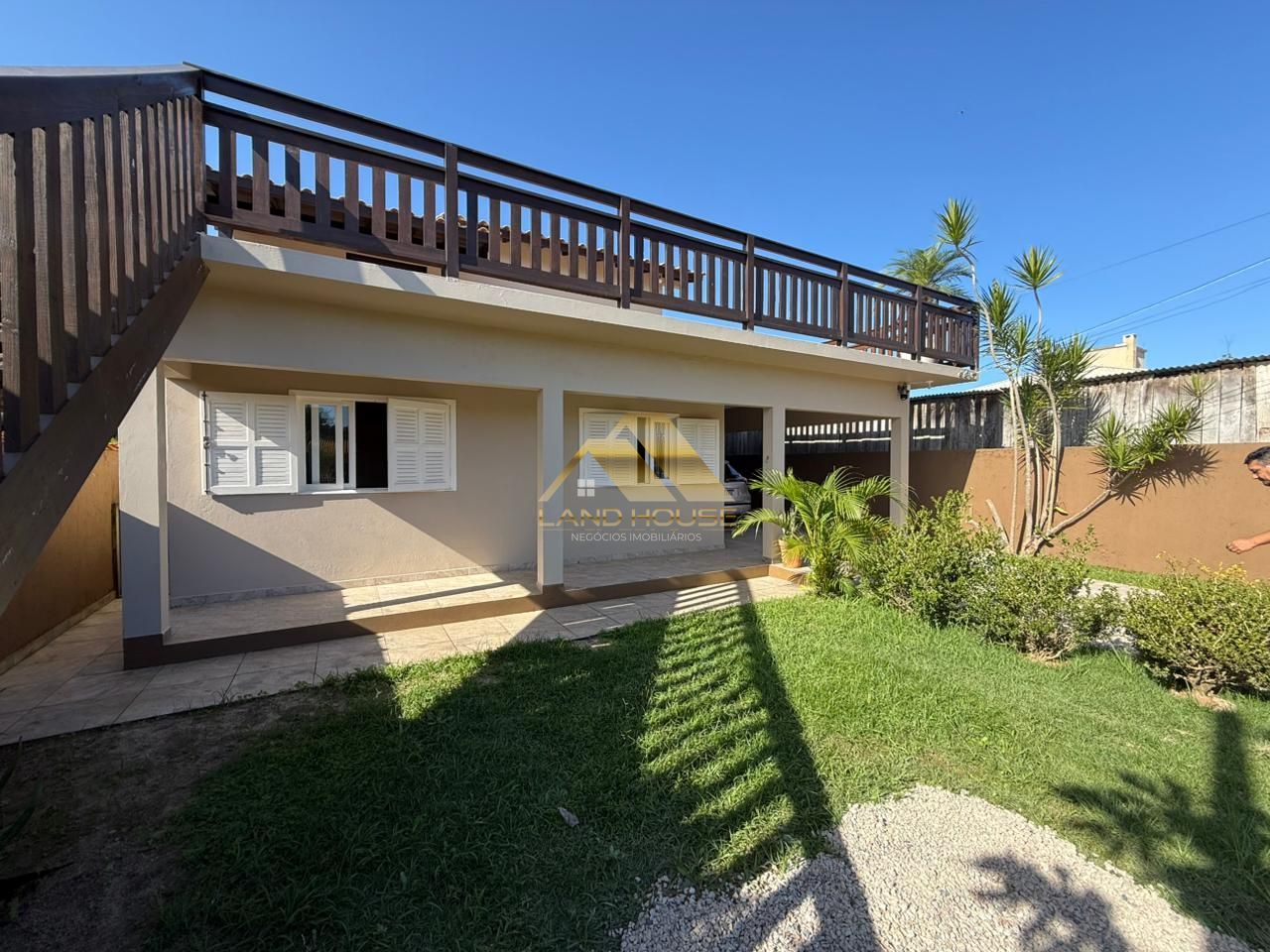 Casa com 5 Dormitórios à venda, 277 m² por R$ 1.100.000,00 Casa com 5 Dormitórios à venda, 277 m² por R$ 1.100.000,00