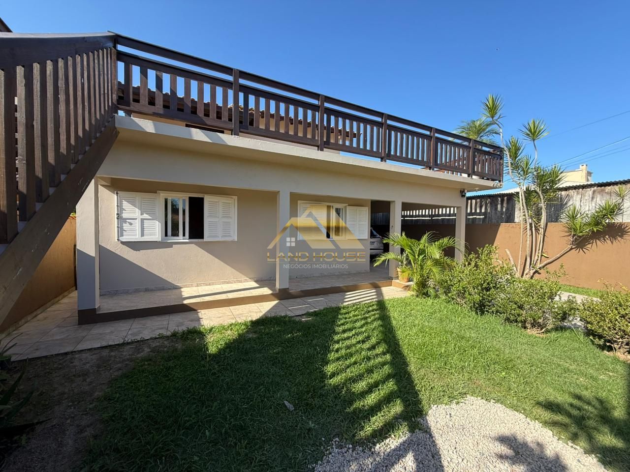 Casa com 5 Dormitórios à venda, 277 m² por R$ 1.100.000,00 Casa com 5 Dormitórios à venda, 277 m² por R$ 1.100.000,00