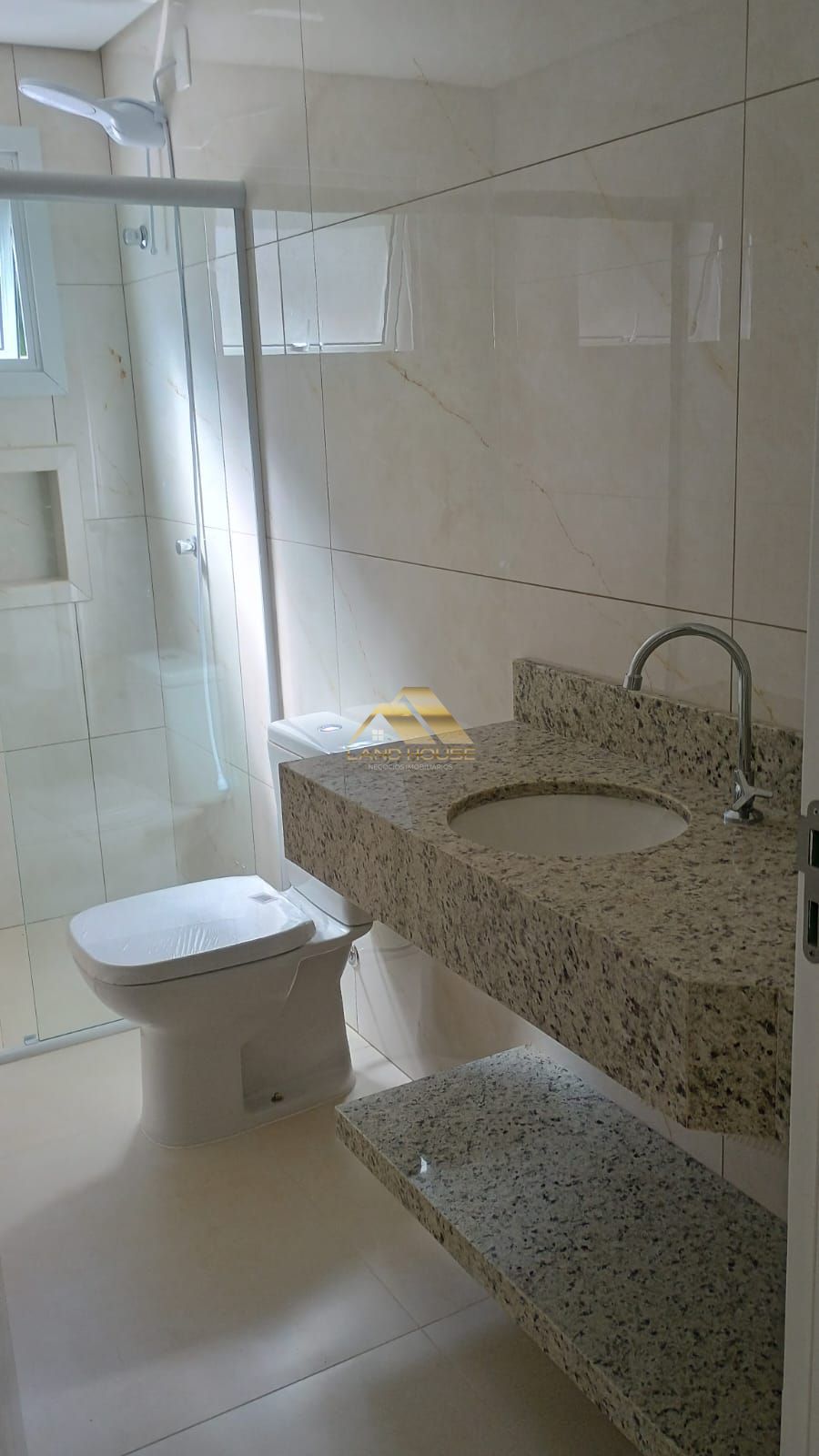 Apartamento com 2 Dormitórios à venda, 85 m² por R$ 580.000,00 Apartamento com 2 Dormitórios à venda, 85 m² por R$ 580.000,00