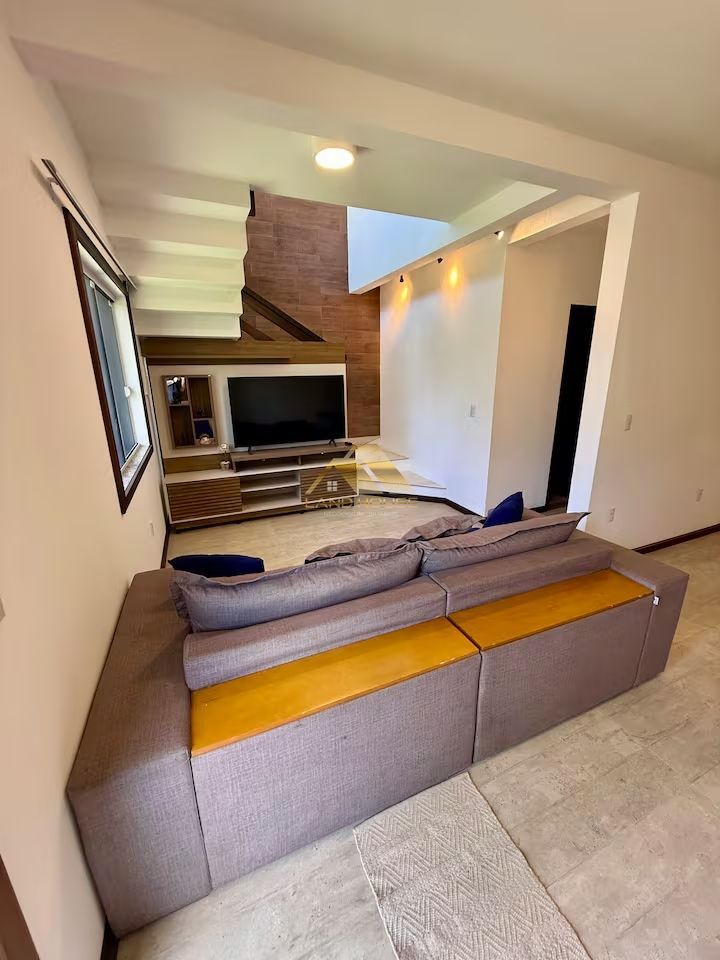 Casa com 4 Dormitórios à venda, 137 m² por R$ 1.790.000,00 Casa com 4 Dormitórios à venda, 137 m² por R$ 1.790.000,00