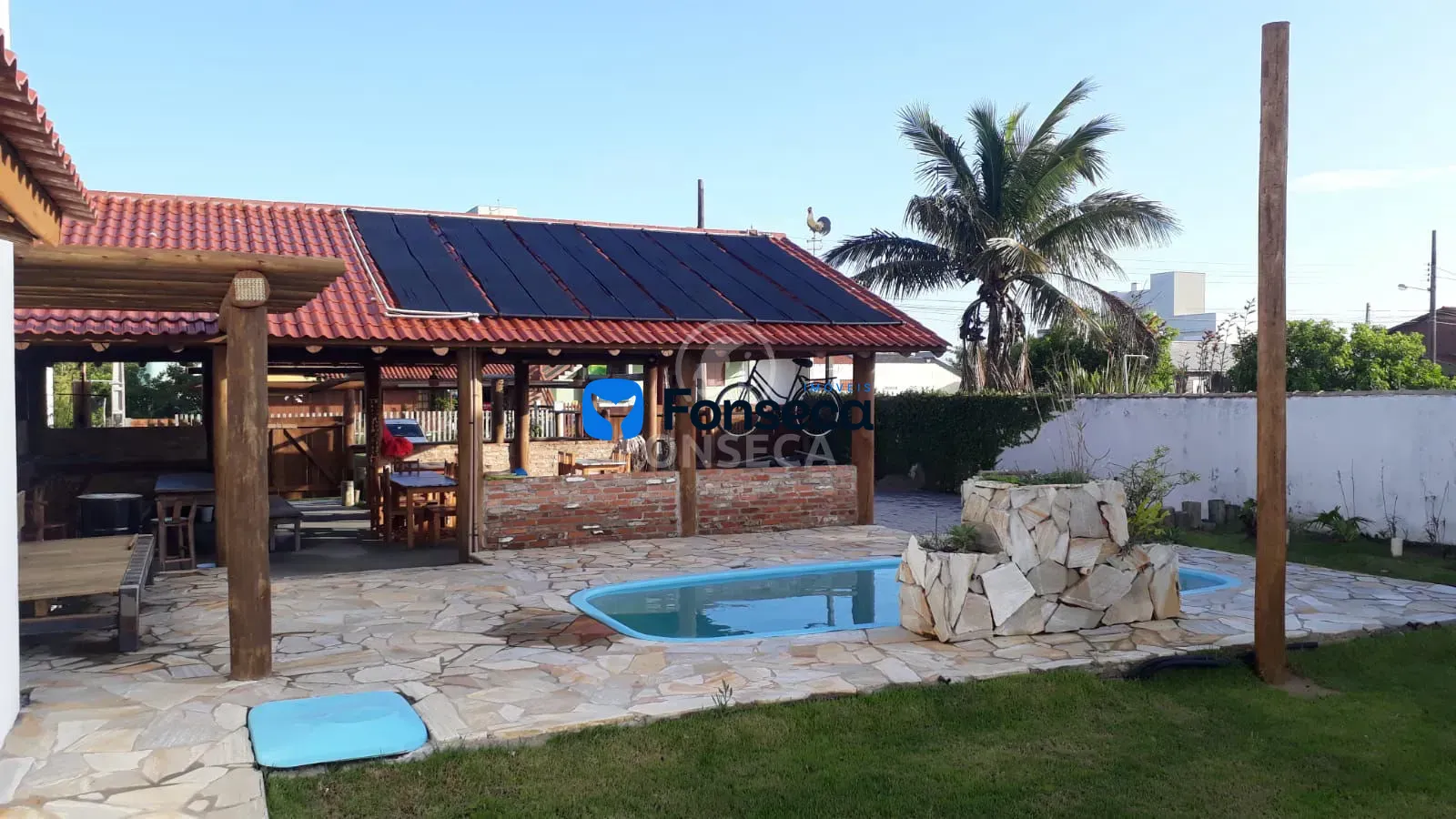 Casa com Potencial Comercial e Residencial à venda em Itapirubá