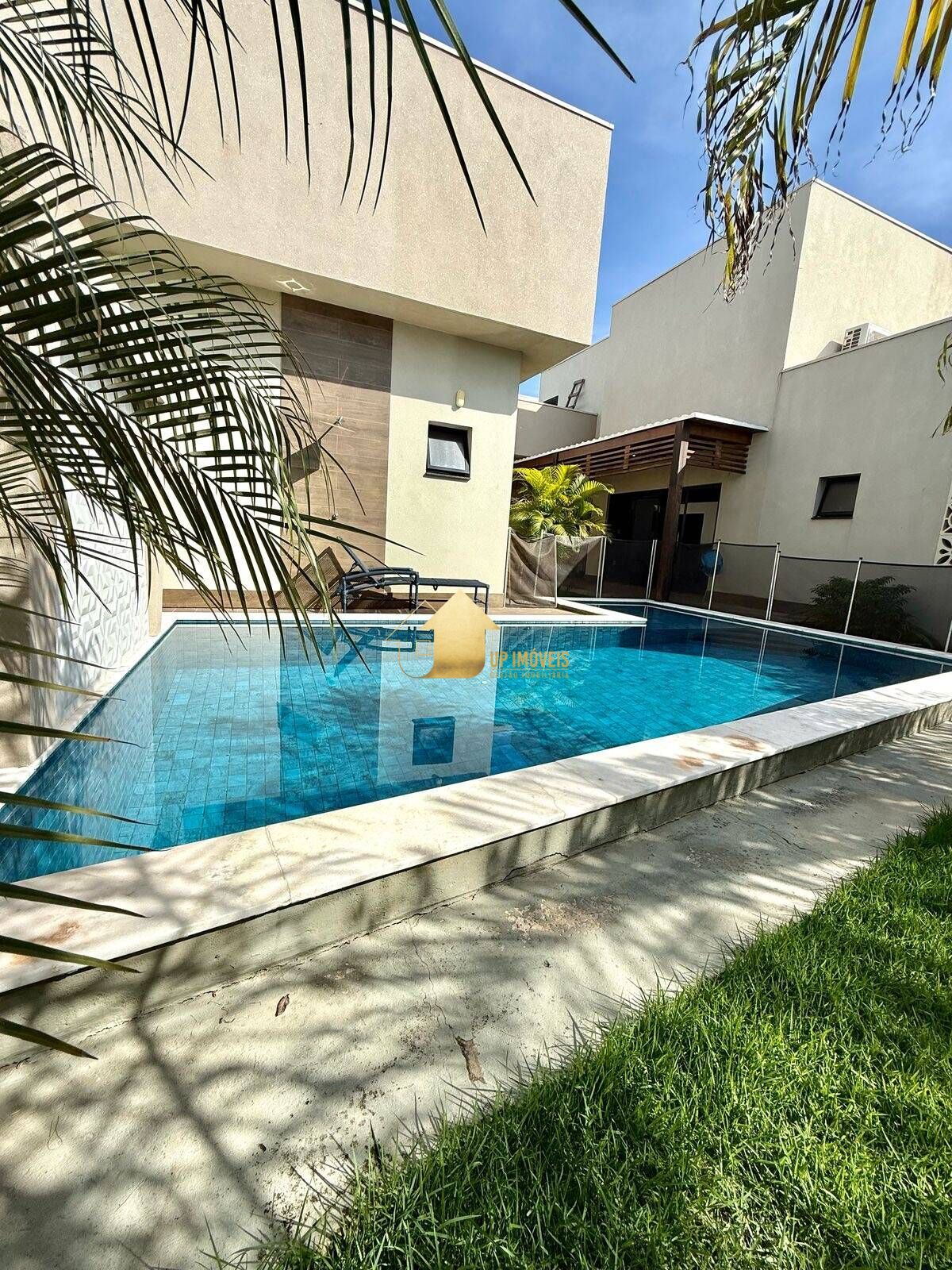 Casa de Condomínio, 4 quartos - Foto 1