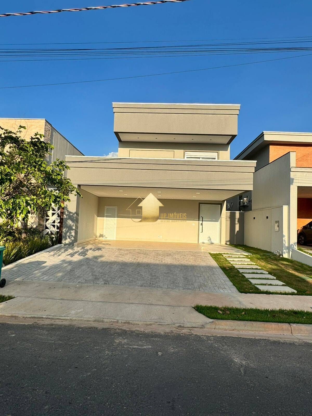 Casa de Condomínio, 4 quartos - Foto 1