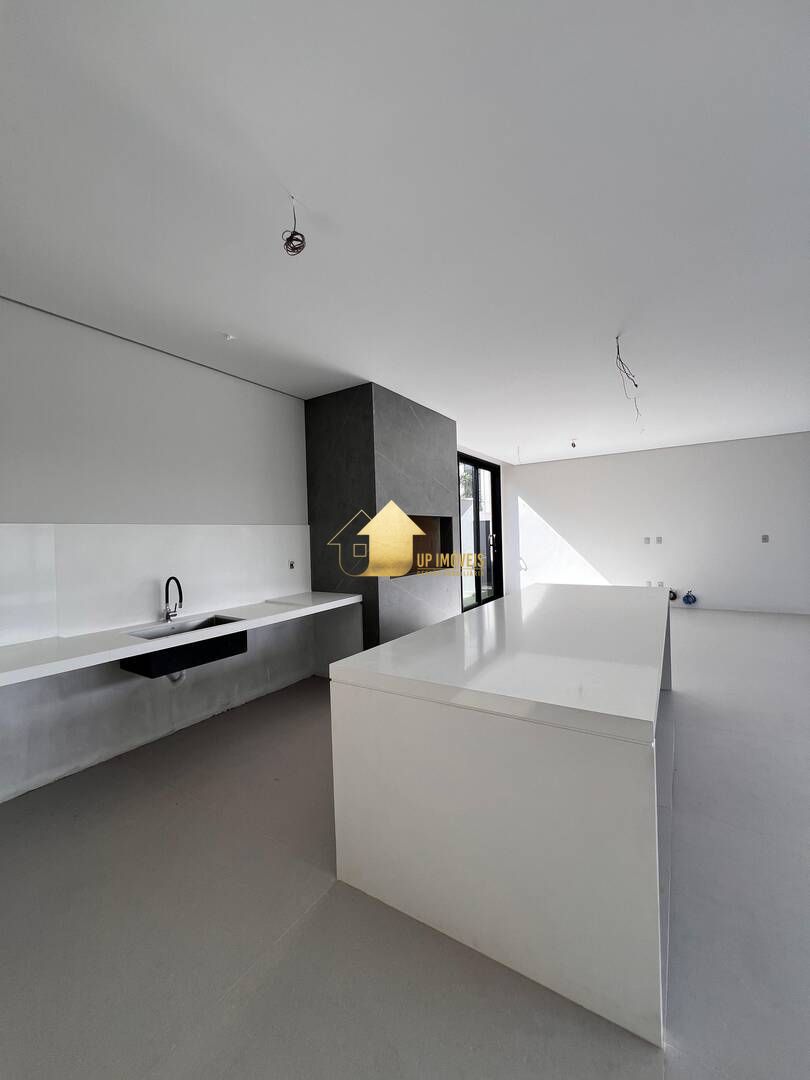 Casa de Condomínio à venda com 4 quartos, 635m² - Foto 2