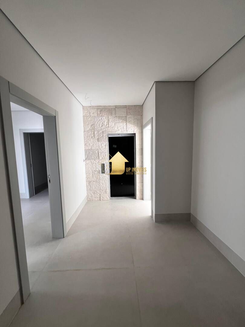 Casa de Condomínio à venda com 4 quartos, 650m² - Foto 6