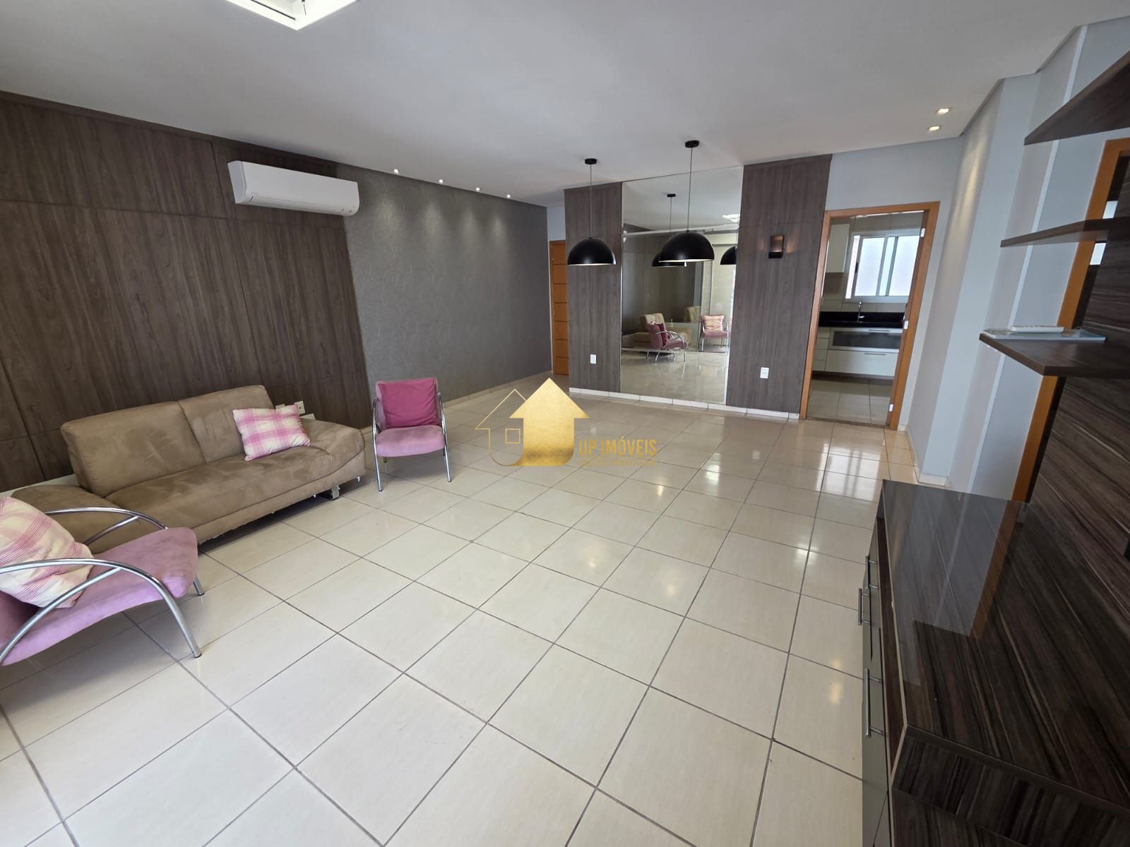 Apartamento, 3 quartos, 160 m² - Foto 1