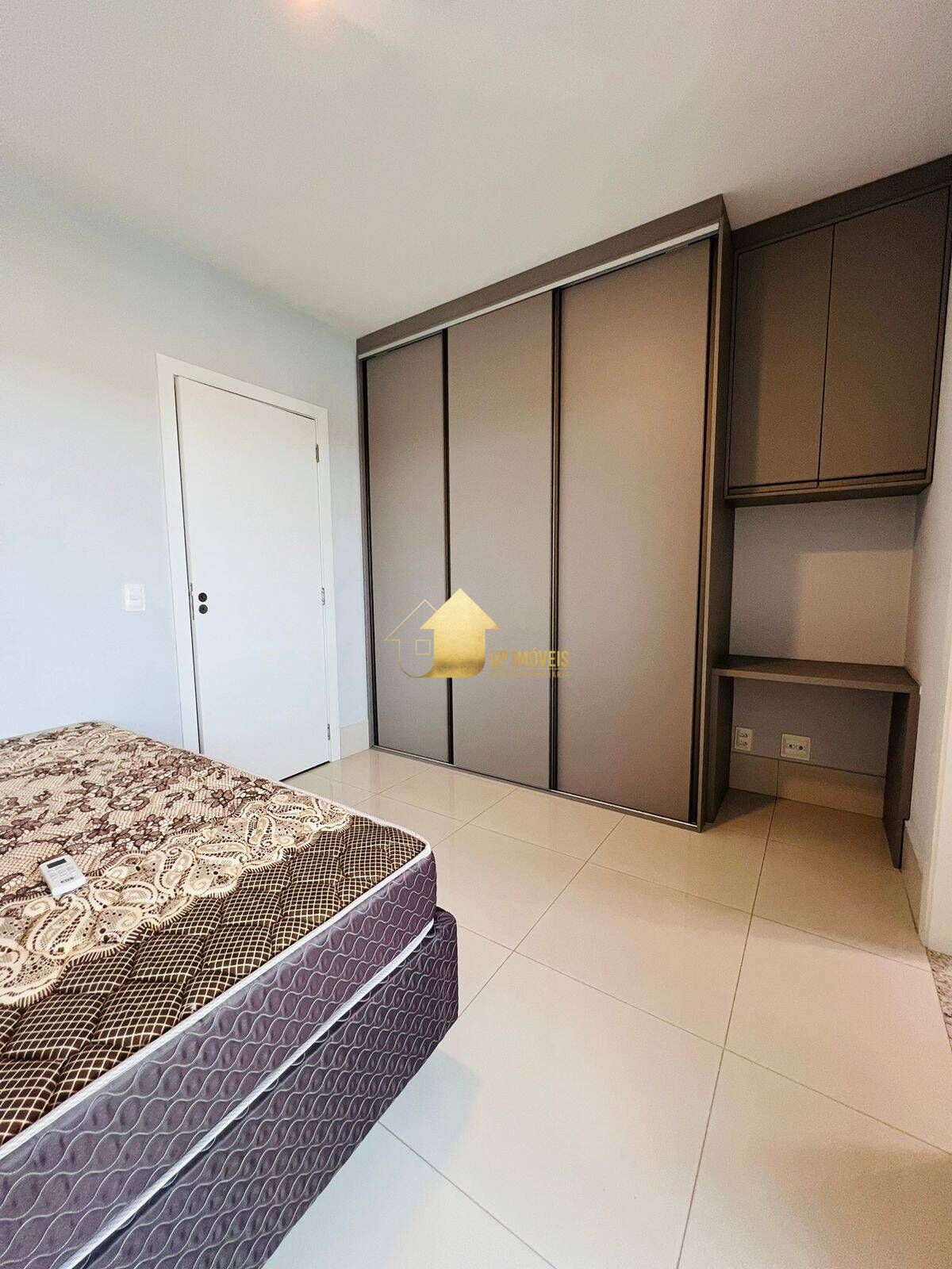 Apartamento à venda com 2 quartos, 87m² - Foto 6