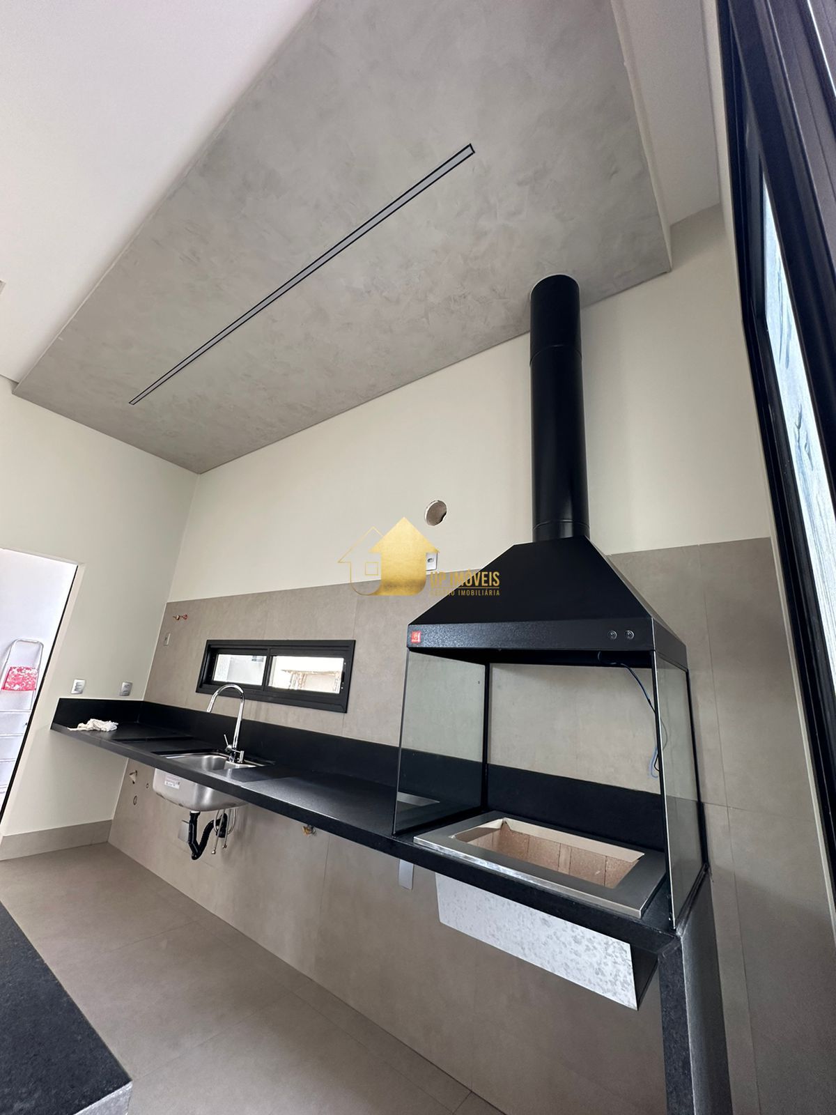 Casa de Condomínio à venda com 3 quartos, 160m² - Foto 2