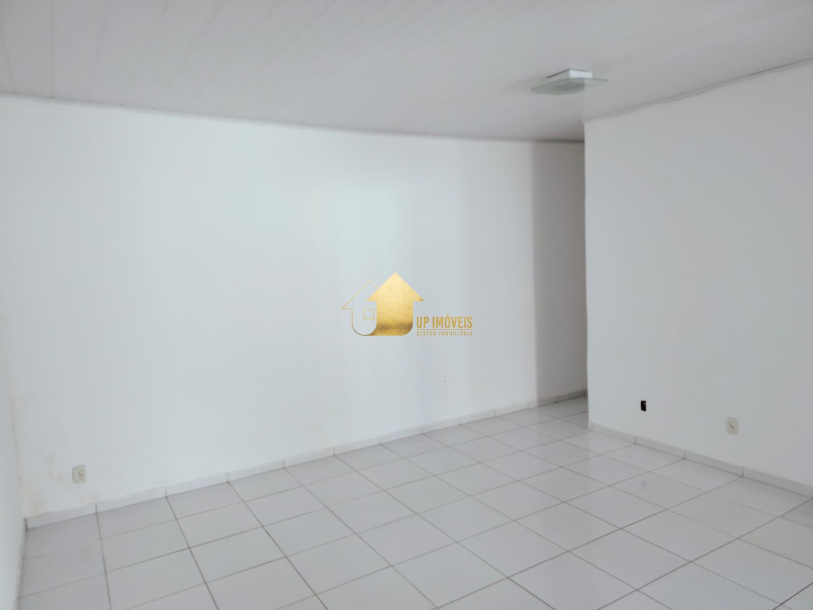 Casa à venda com 4 quartos, 160m² - Foto 8
