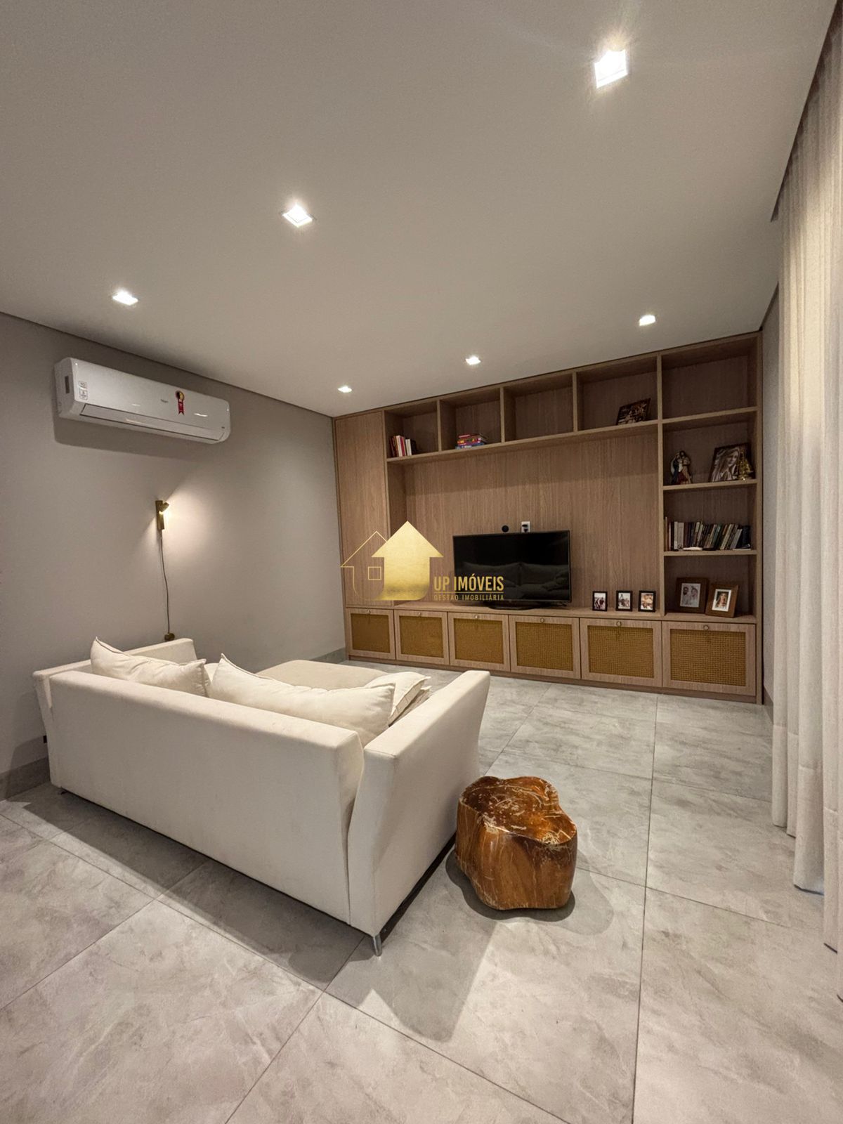 Casa de Condomínio à venda e aluguel com 3 quartos, 259m² - Foto 15