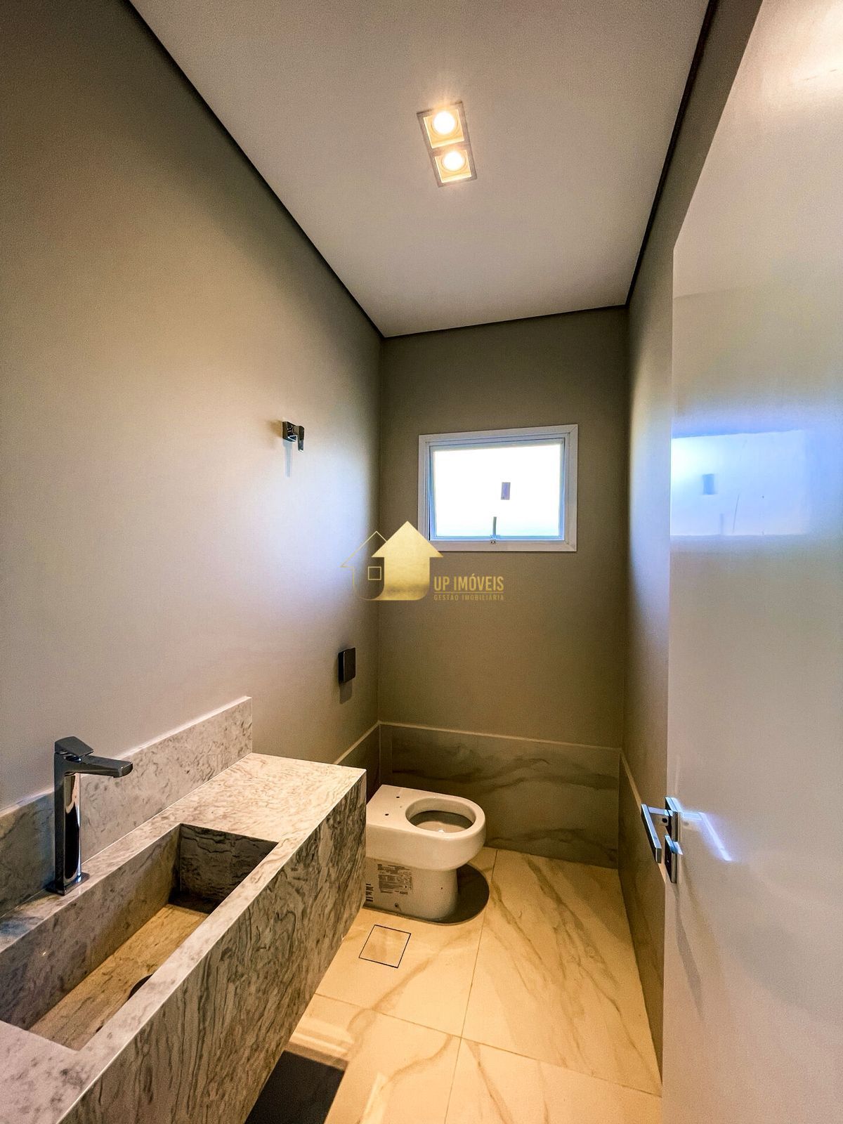 Casa de Condomínio à venda com 4 quartos, 394m² - Foto 12