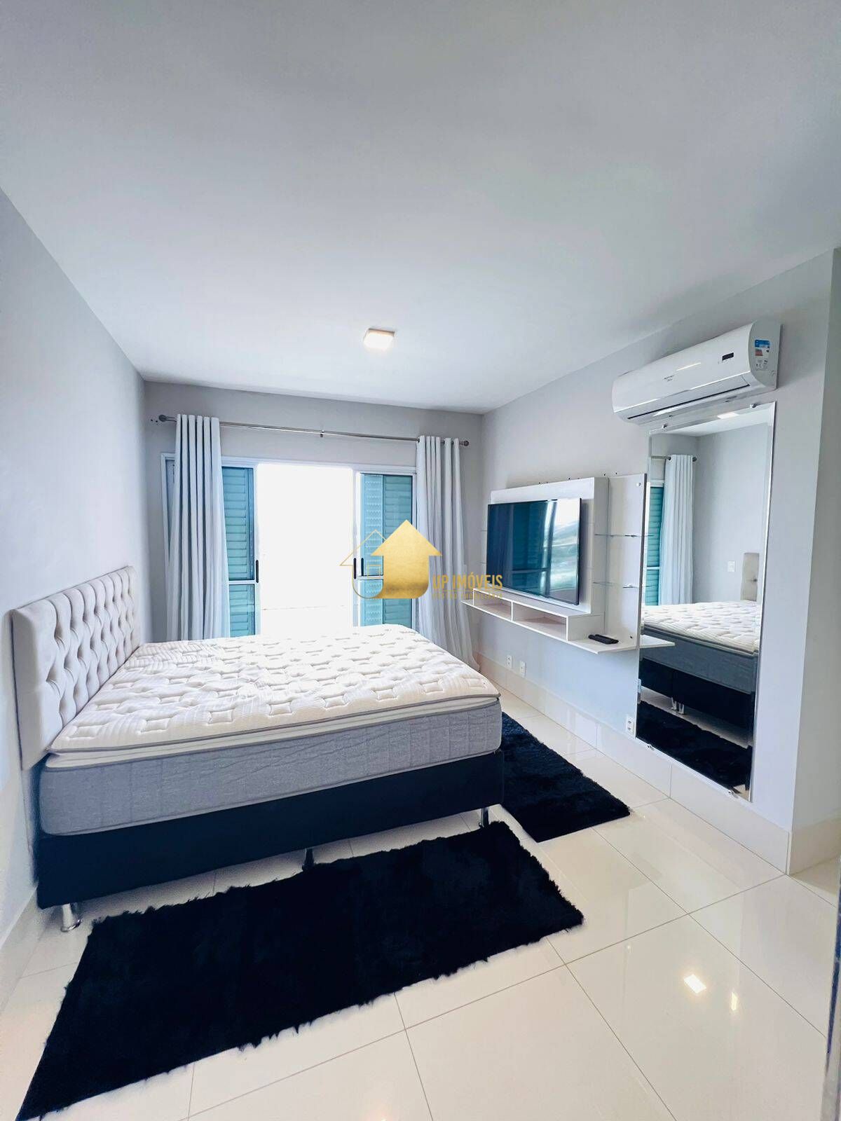 Apartamento à venda com 2 quartos, 87m² - Foto 4
