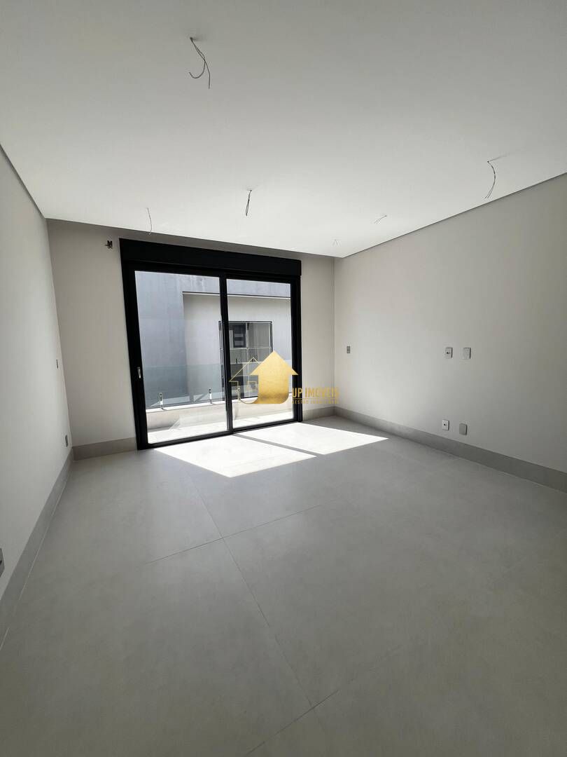 Casa de Condomínio à venda com 4 quartos, 650m² - Foto 12