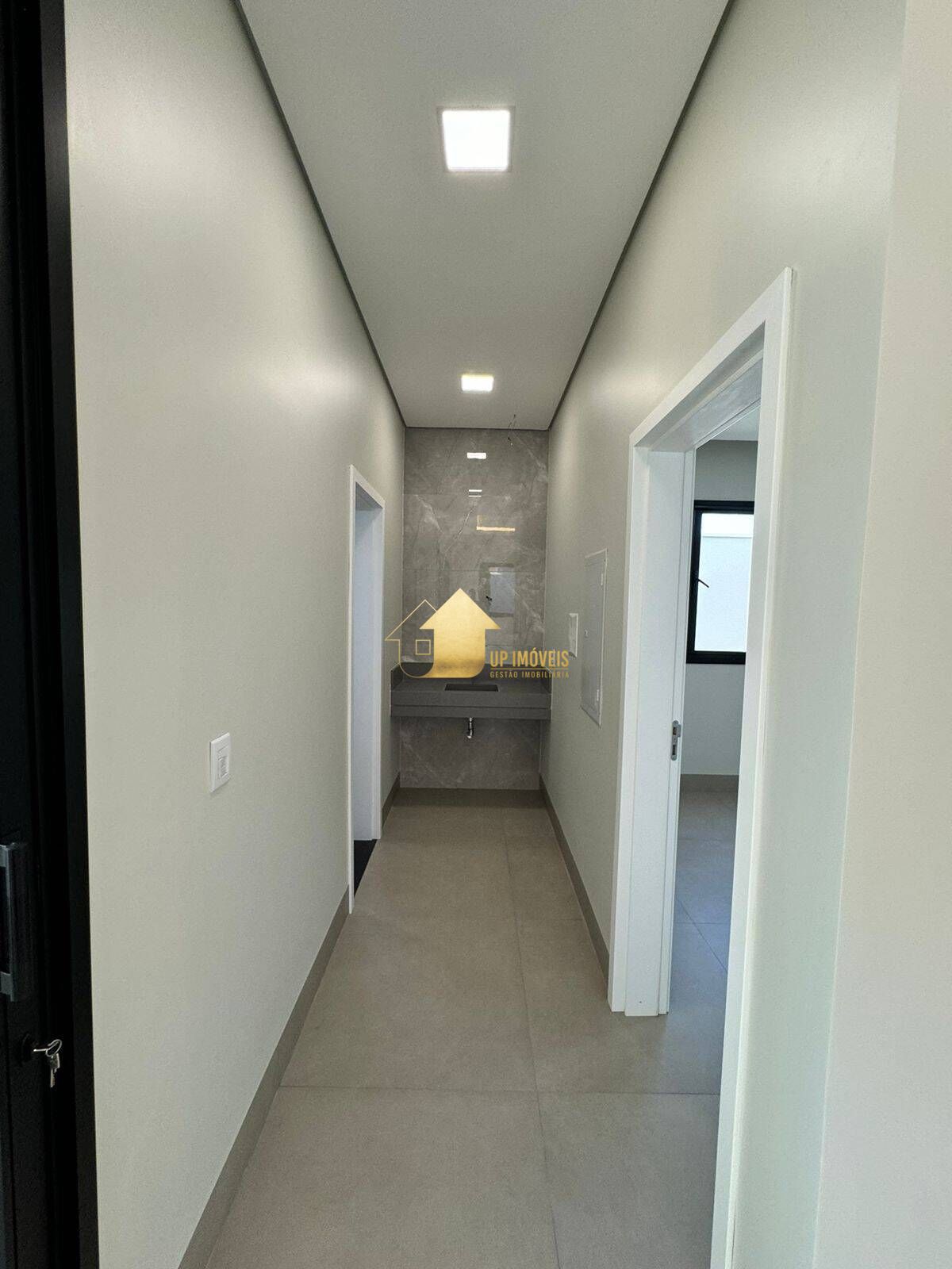 Casa de Condomínio à venda com 4 quartos, 299m² - Foto 3
